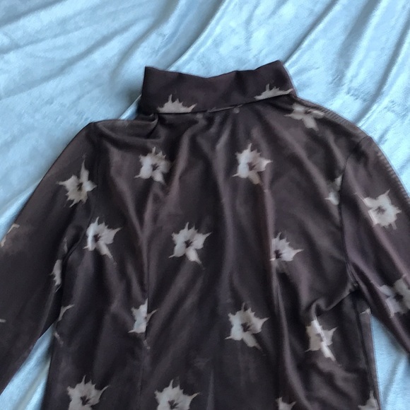 Women's brown floral mesh long sleeve topBUTTON DOWN - Picture 7 of 7